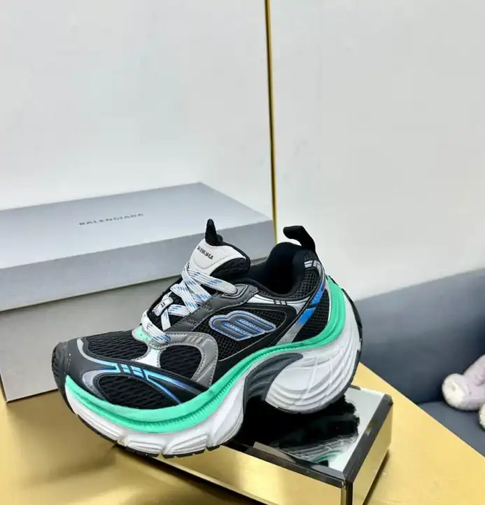 hype Balenciaga Sneakers