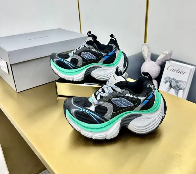 hype Balenciaga Sneakers