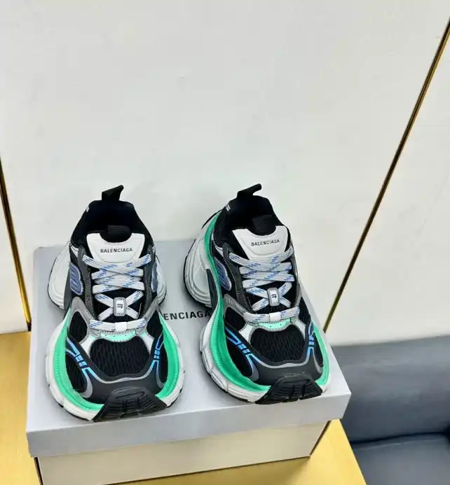 hype Balenciaga Sneakers