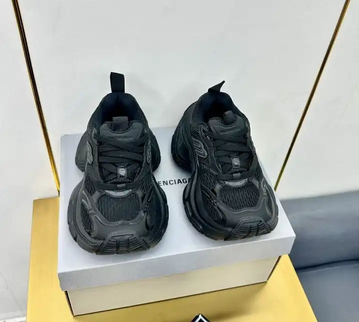 hype Balenciaga Sneakers