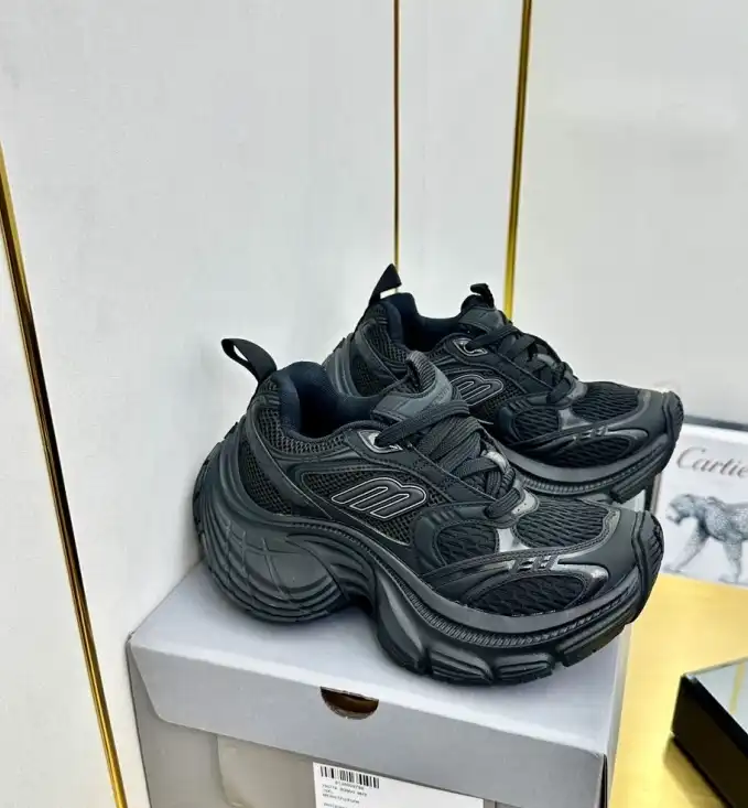 hype Balenciaga Sneakers