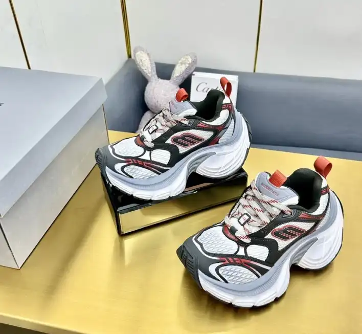 hype Balenciaga Sneakers