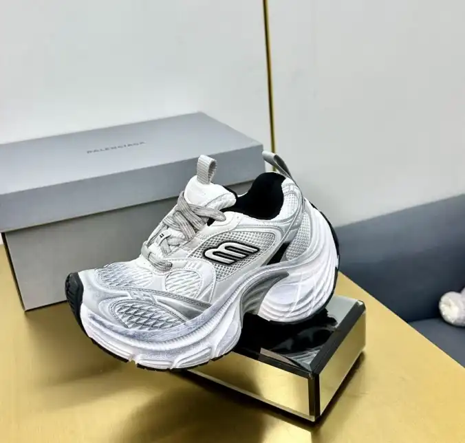 hype Balenciaga Sneakers