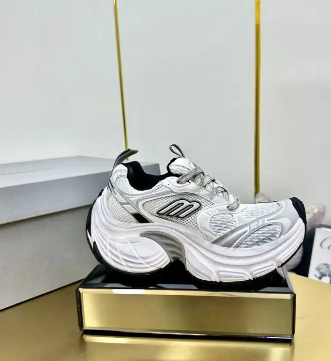 hype Balenciaga Sneakers