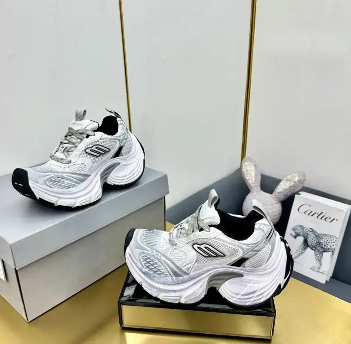 hype Balenciaga Sneakers