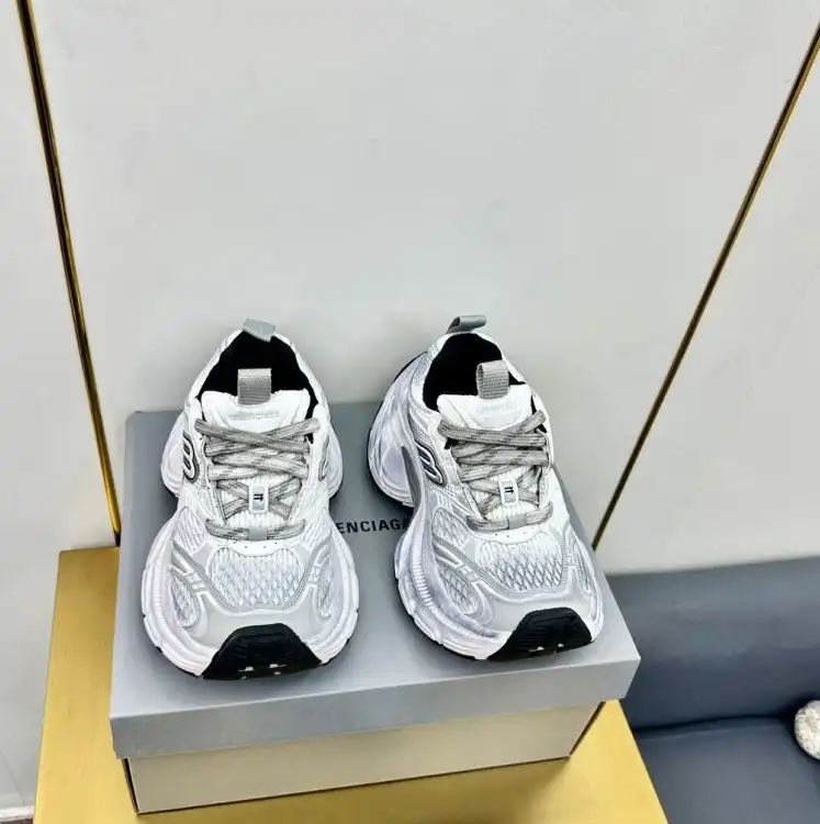 hype Balenciaga Sneakers