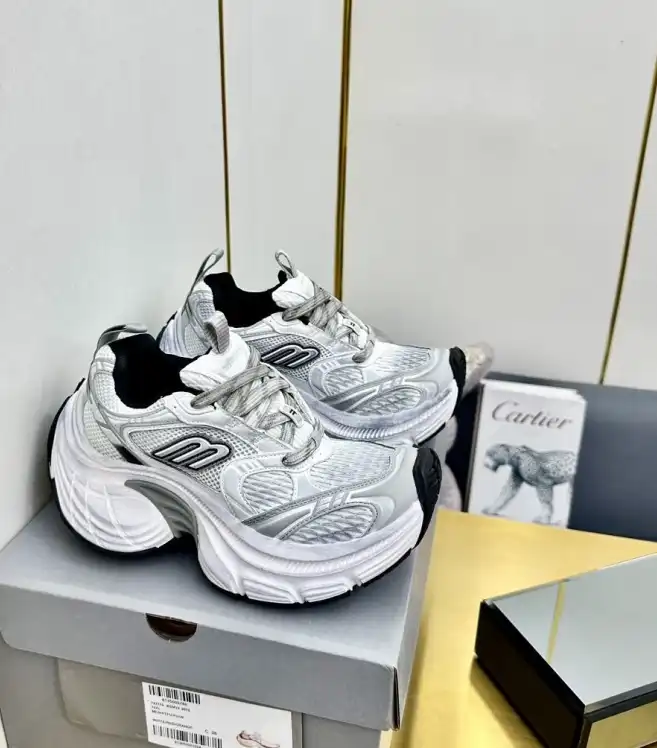 hype Balenciaga Sneakers