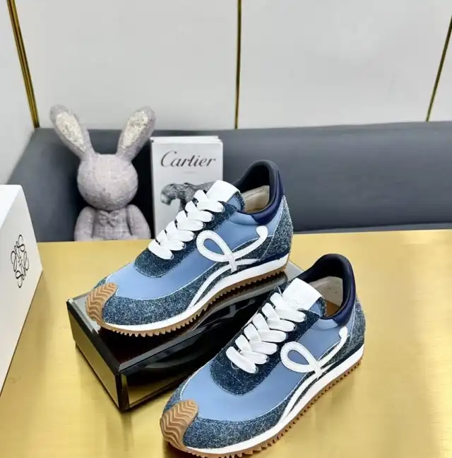 hype Loewe Sneakers