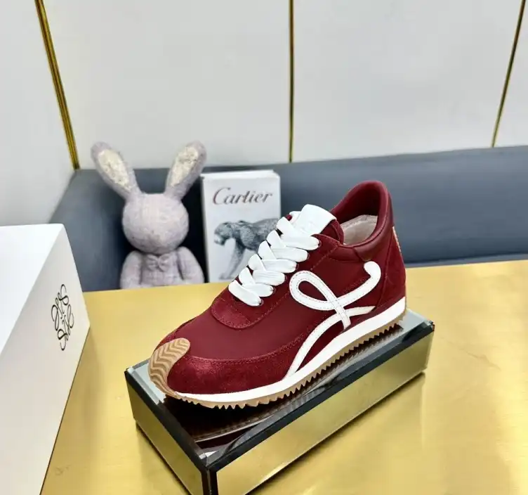 hype Loewe Sneakers