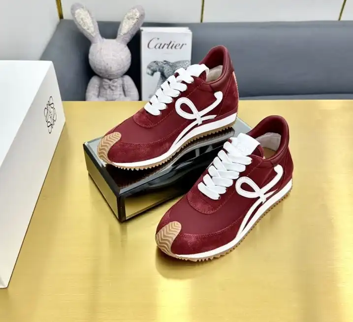 hype Loewe Sneakers