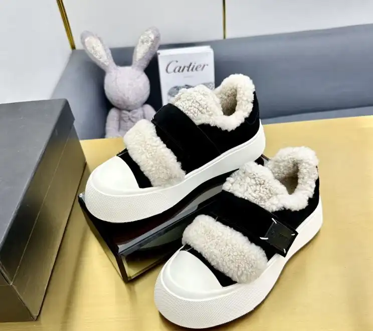 hype Chanel Casual Shoes