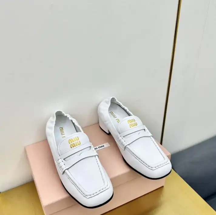 hype Miu Miu Leather Shoes