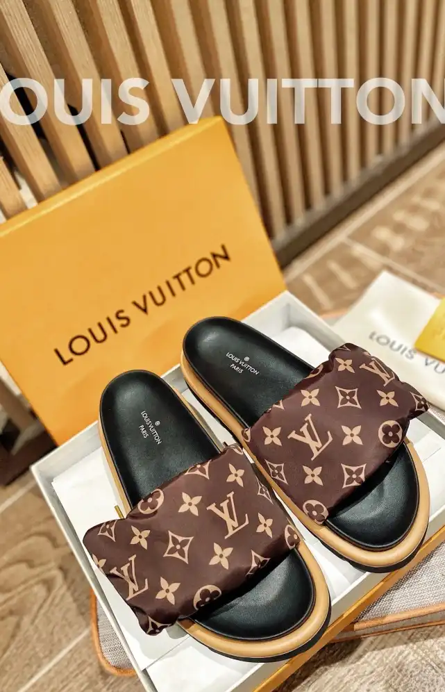 hype LV Slippers