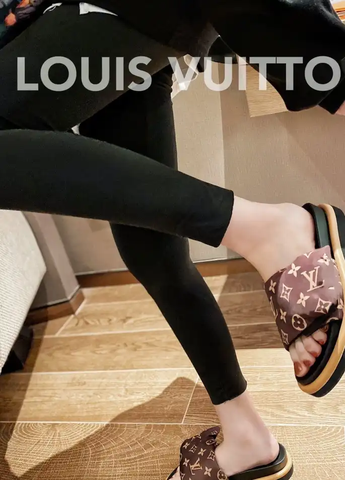 hype LV Slippers