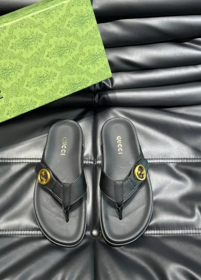 hype Gucci Slippers