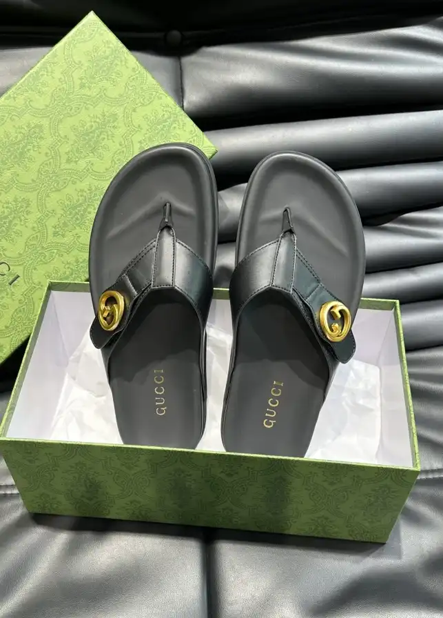 hype Gucci Slippers