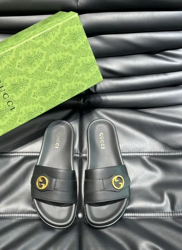 hype Gucci Slippers