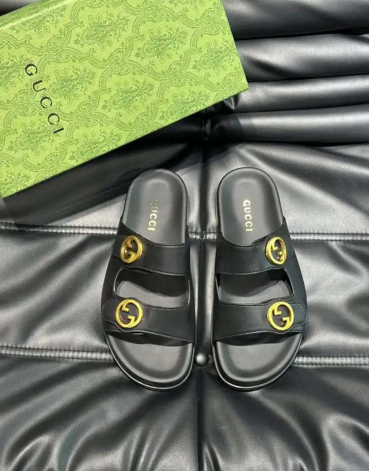 hype Gucci Slippers