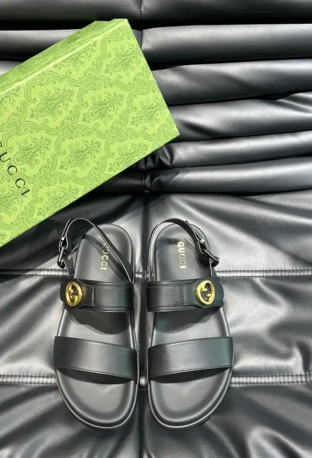 hype Gucci Sandals