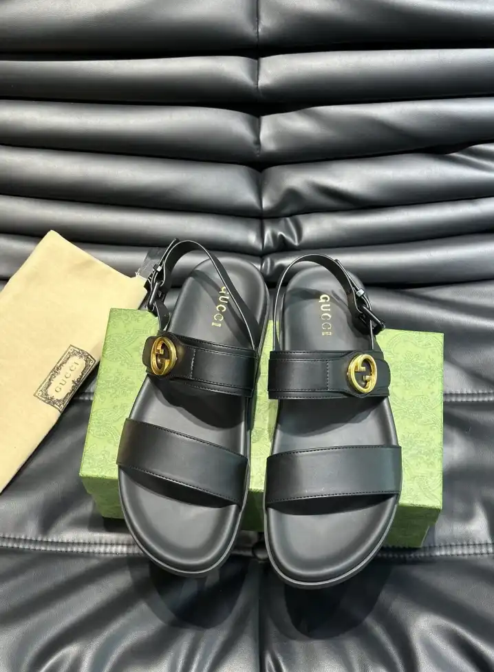 hype Gucci Sandals