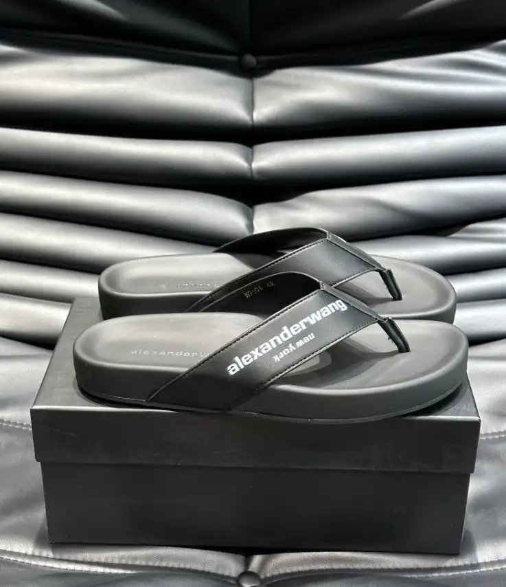 hype Alexander Wang Slippers