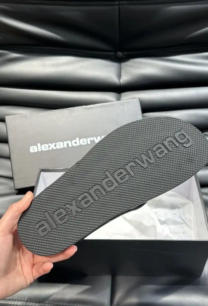 hype Alexander Wang Slippers