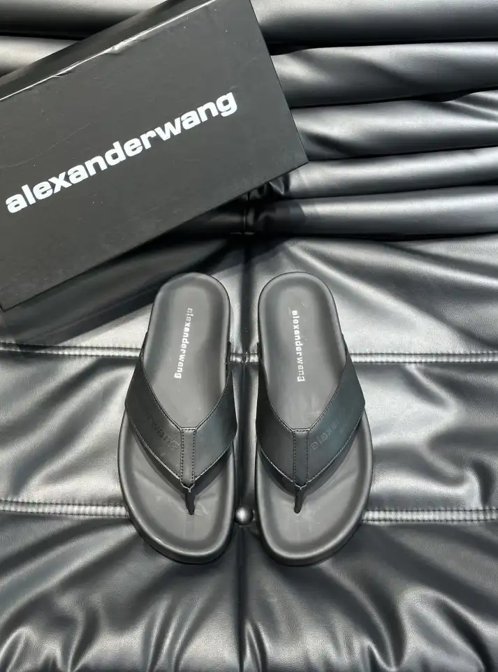 hype Alexander Wang Slippers