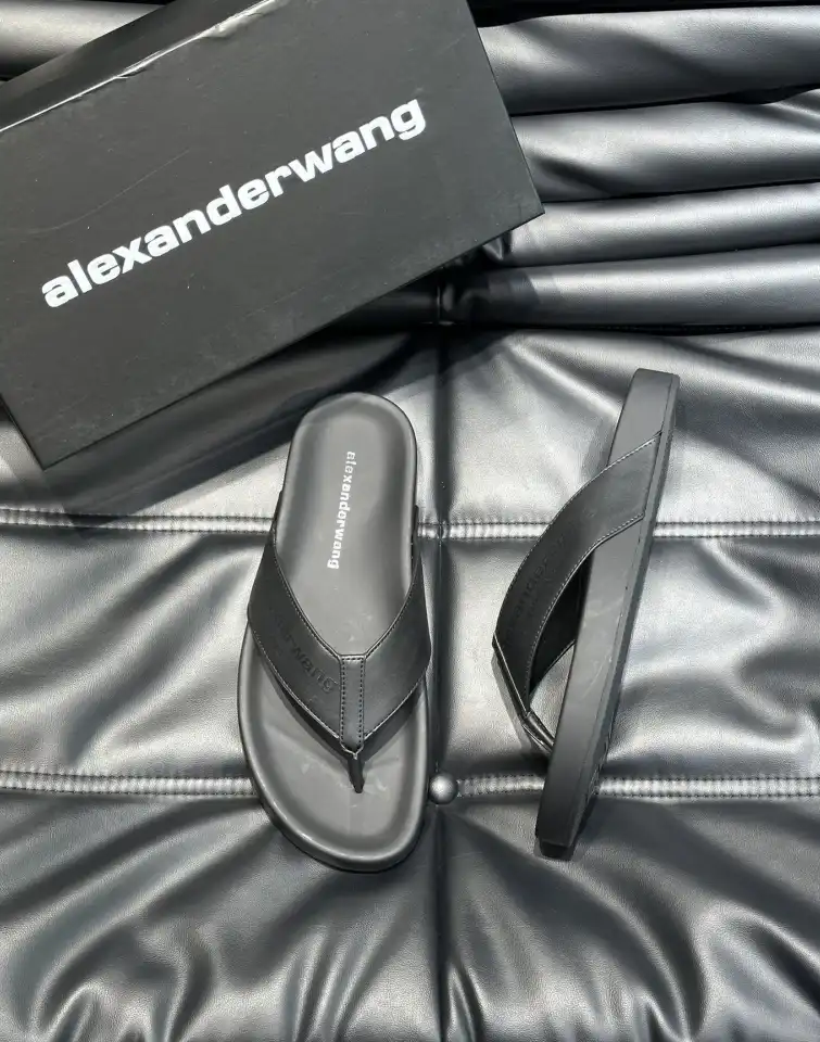 hype Alexander Wang Slippers