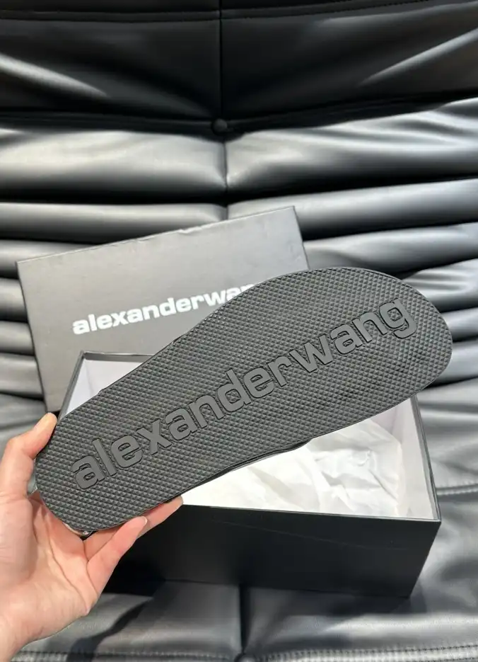 hype Alexander Wang Slippers