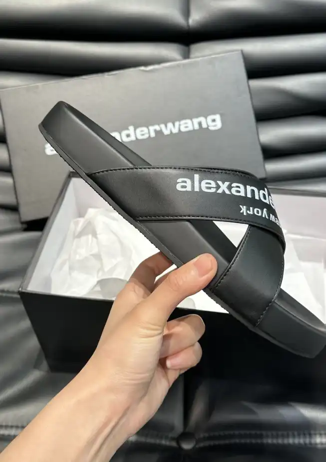 hype Alexander Wang Slippers