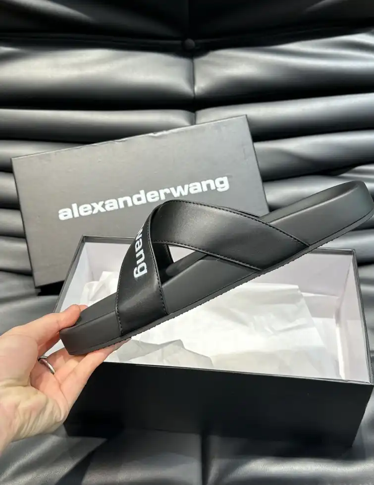 hype Alexander Wang Slippers