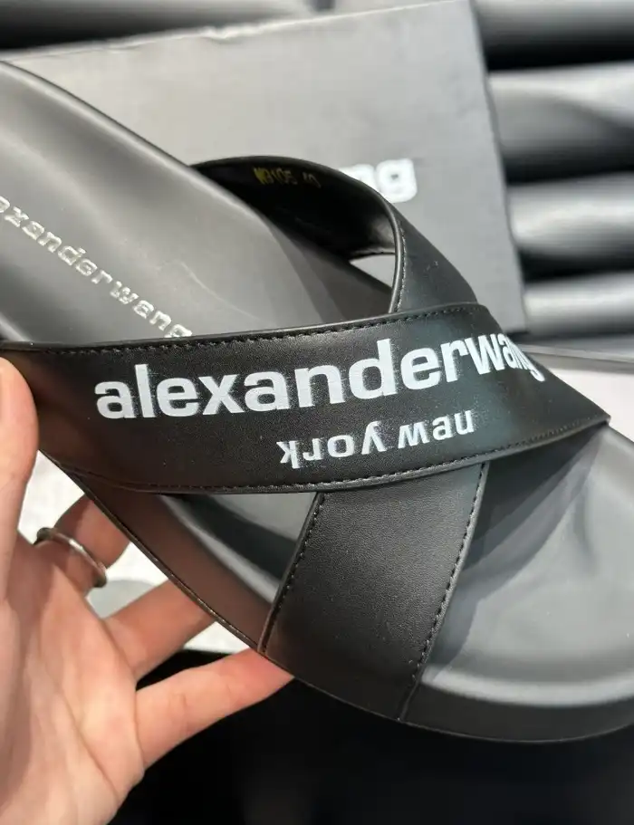 hype Alexander Wang Slippers