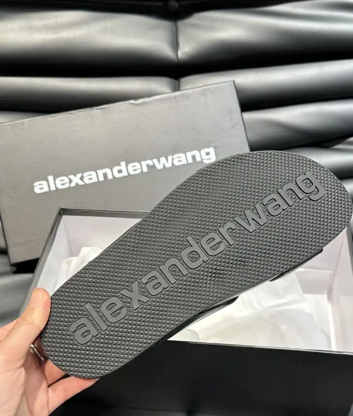 hype Alexander Wang Slippers