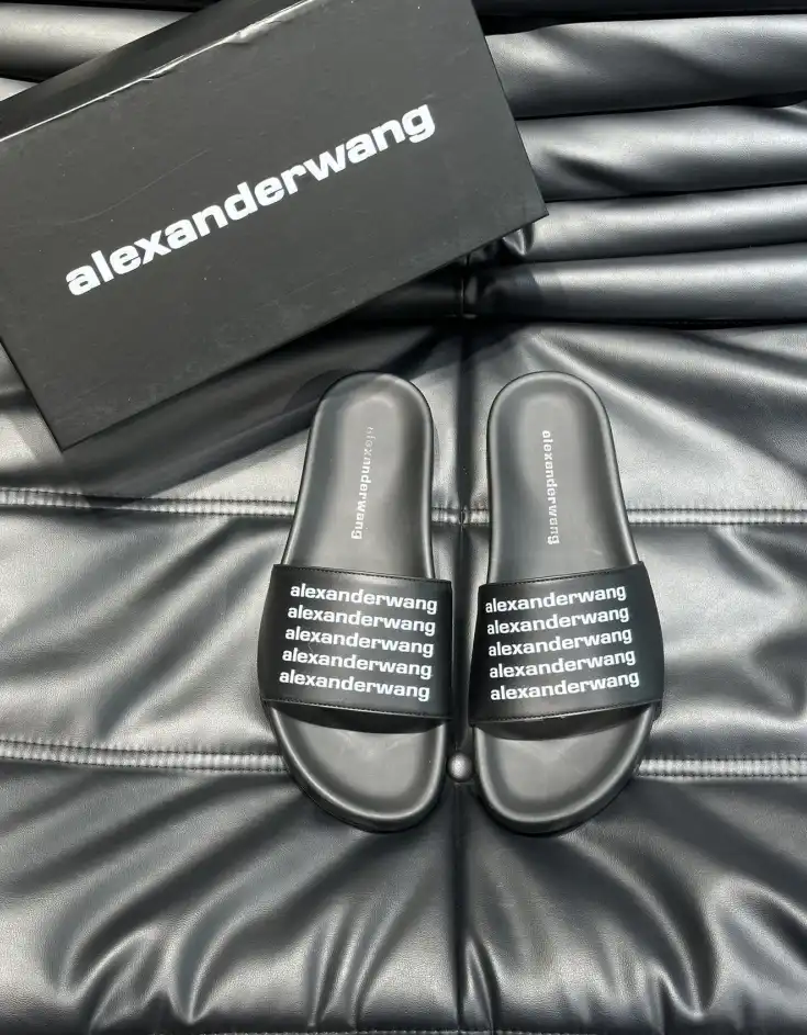 hype Alexander Wang Slippers