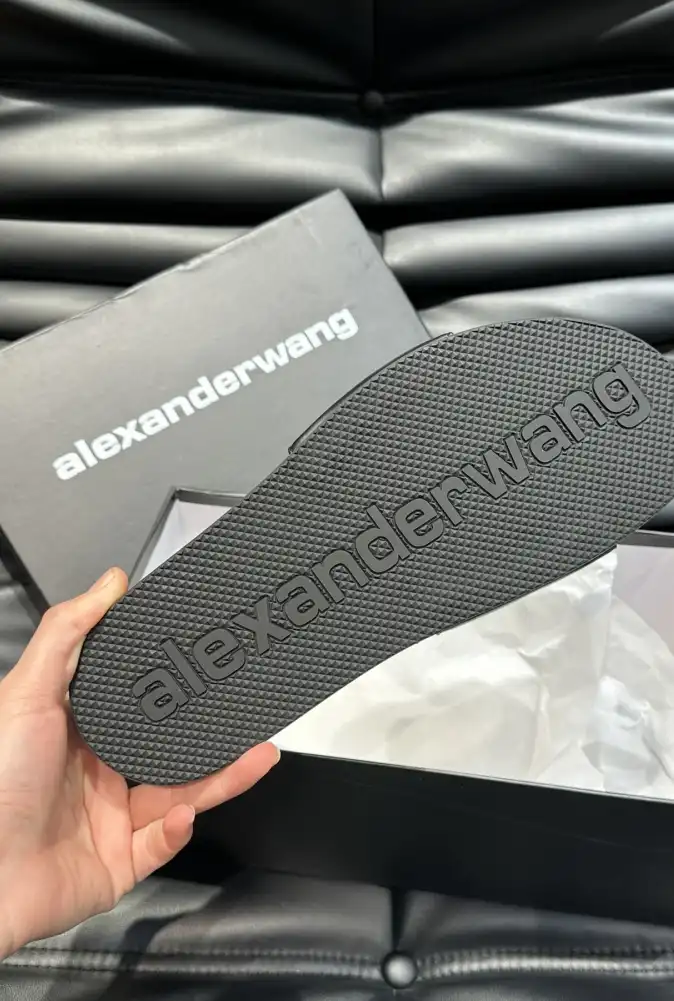 hype Alexander Wang Slippers