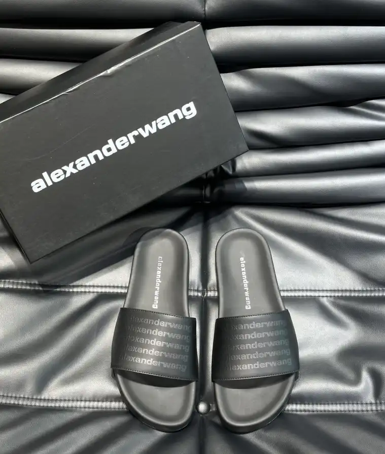 hype Alexander Wang Slippers