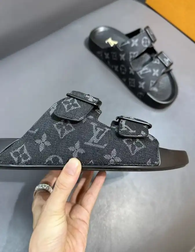 hype LV Slippers