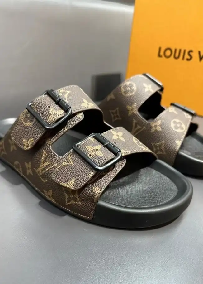 hype LV Slippers