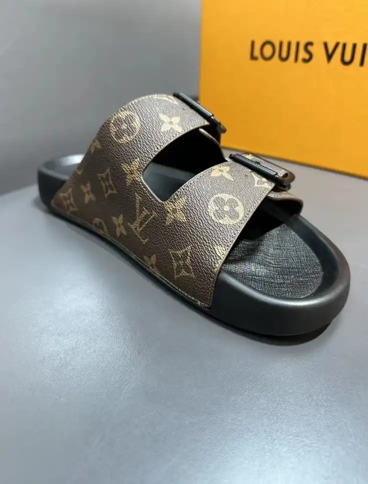 hype LV Slippers