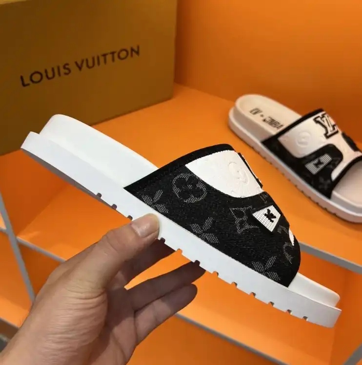 hype LV Slippers