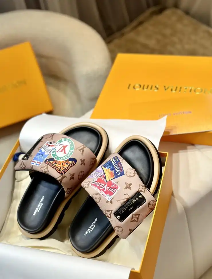 hype LV Slippers