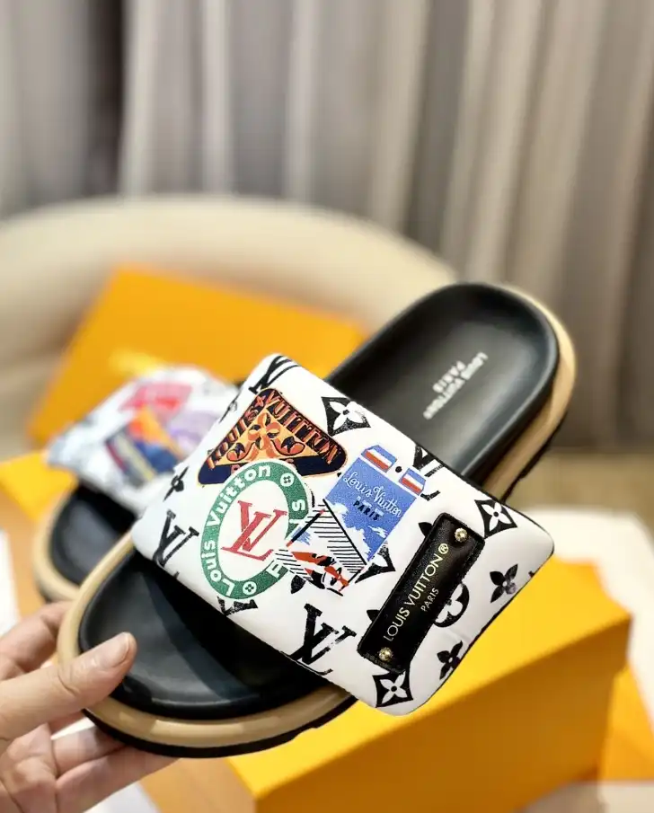 hype LV Slippers