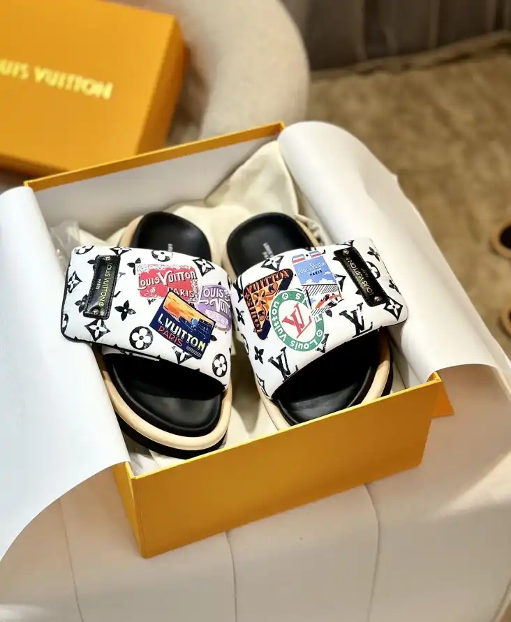 hype LV Slippers