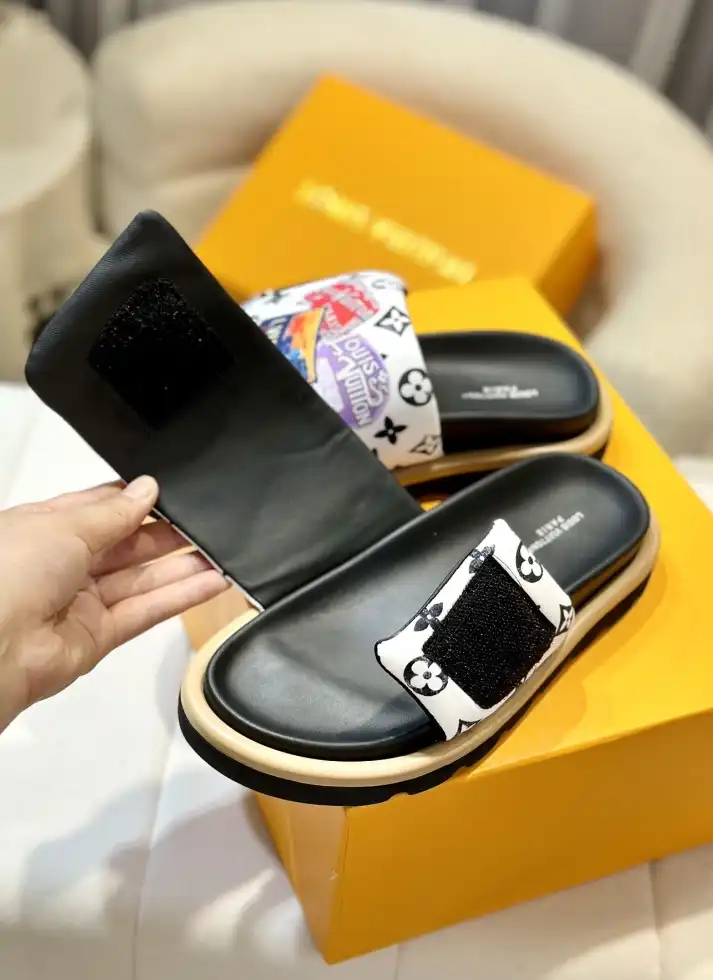 hype LV Slippers