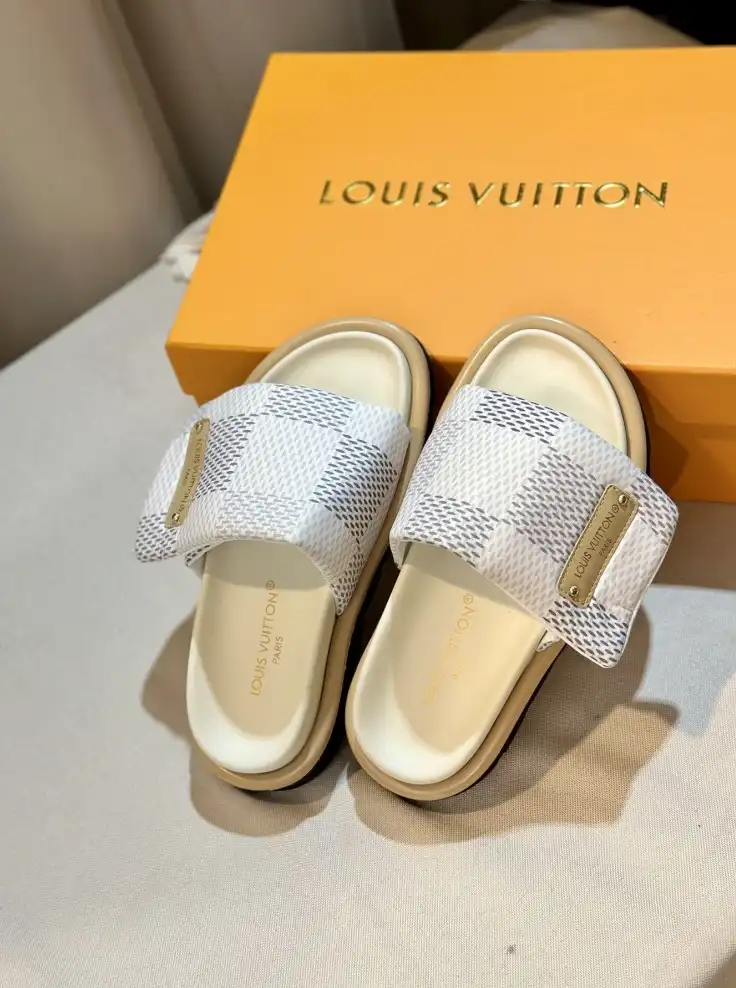 hype LV Slippers