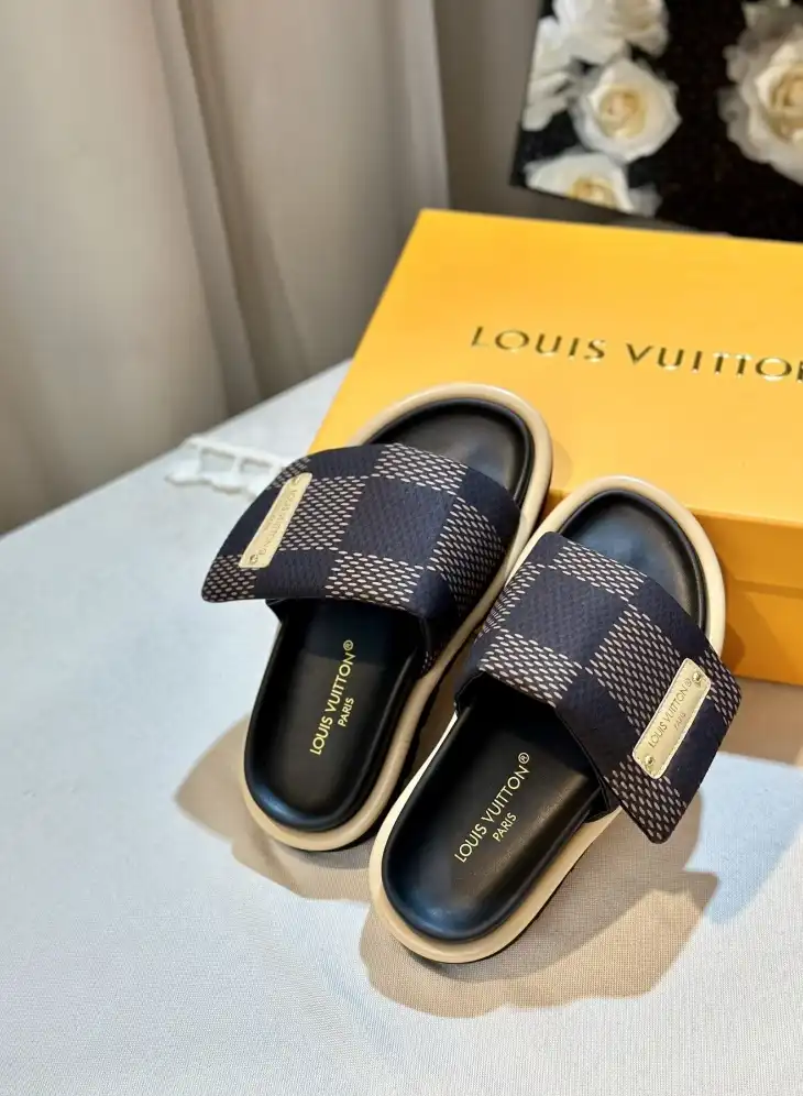 hype LV Slippers