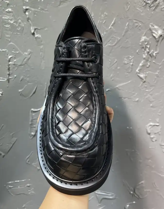 hype Bottega Veneta Leather Shoes