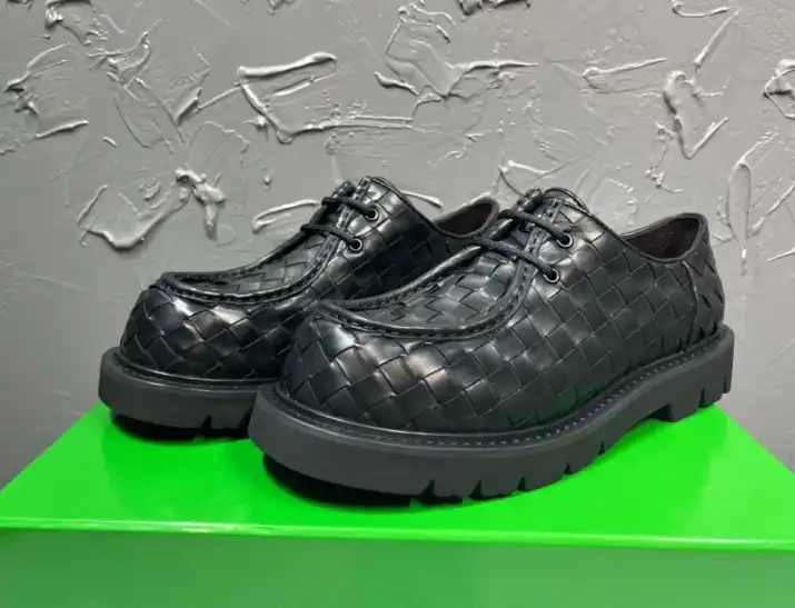 hype Bottega Veneta Leather Shoes