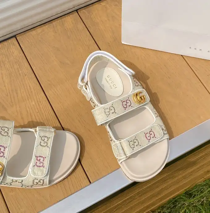 hype Gucci Sandals