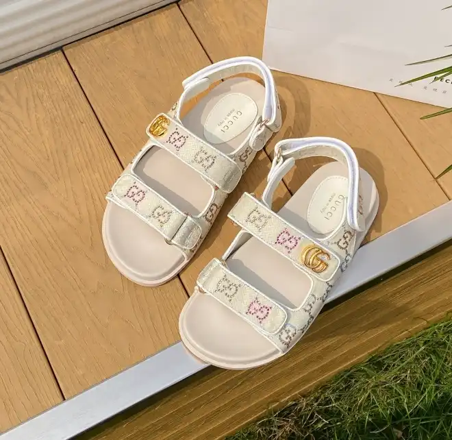 hype Gucci Sandals